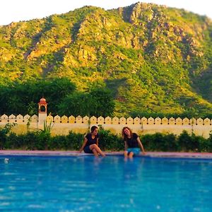 Parvat Valley Resort & Spa
